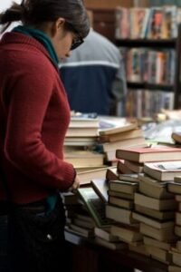 books-389392_1280